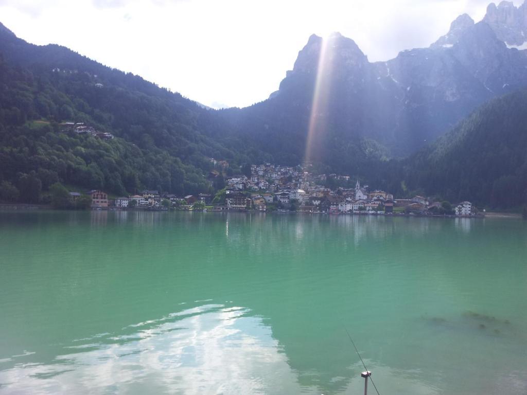 Appartamenti Chalet Al Lago Alleghe Pokoj fotografie